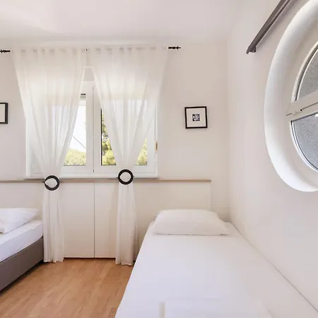 Anda-1 By Interhome *