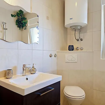 Anda-1 By Interhome Appartamento